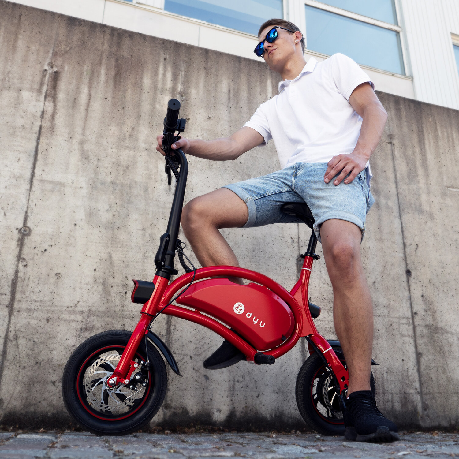 Elscooter DYU D1F 250W